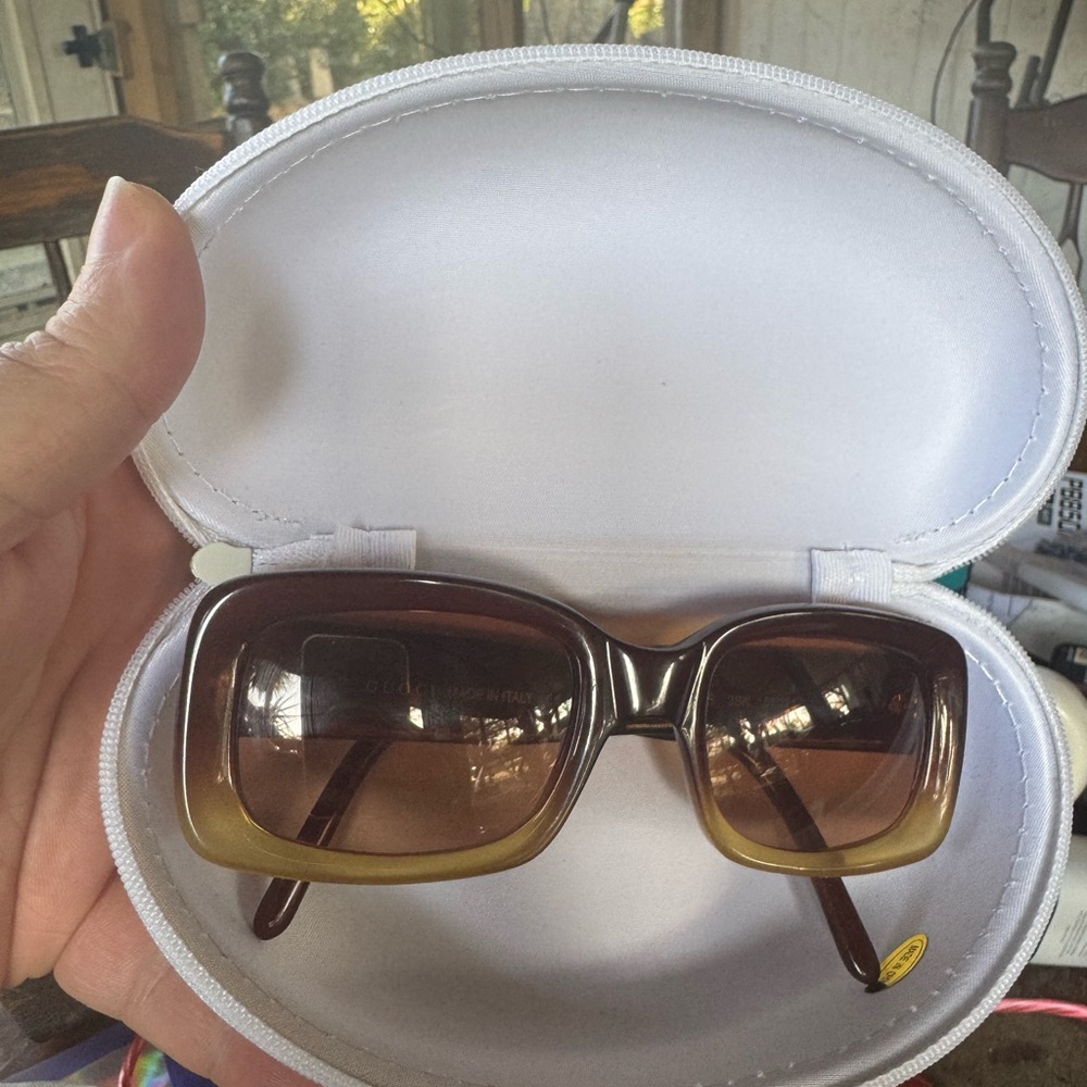 Gucci Brown and Tan Gradient Sunglasses - Picture 6 of 7
